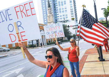 Вместо красок – бактерии