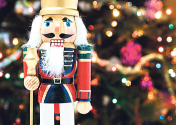 Вместо красок – бактерии