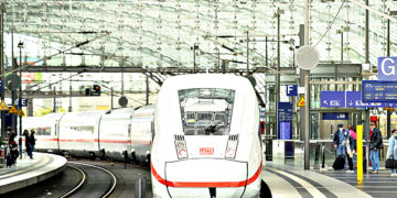 Вместо красок – бактерии