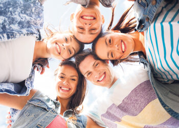 Планета в проводах