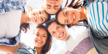 Планета в проводах