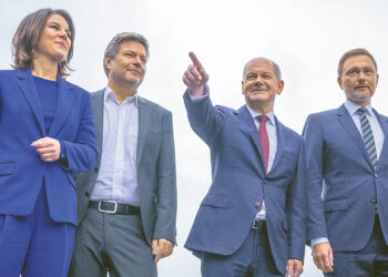 Вместо красок – бактерии