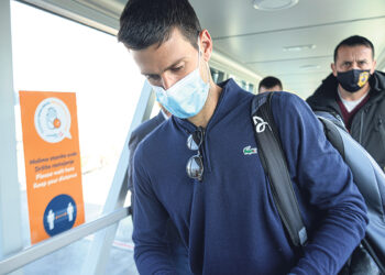 «Новакса» выгнали из Австралии