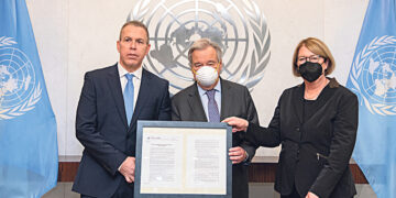 Генассамблея ООН  осудила отрицание Холокоста