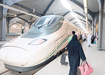 Сытое брюхо к лептину глухо