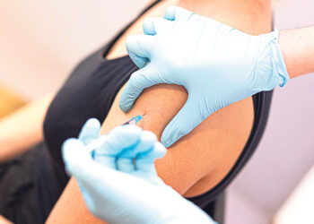 Сытое брюхо к лептину глухо