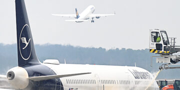 Сытое брюхо к лептину глухо