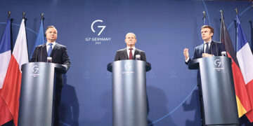 Запад вернулся!