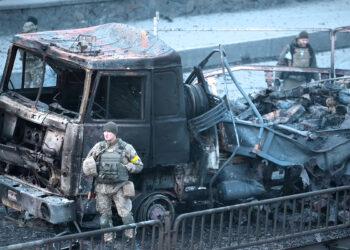 БАТАЛЬОНЫ УСТАЛИ ОТ ОГНЯ?