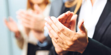 Купи себе немного оваций