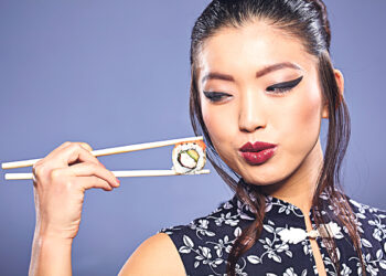 Сытое брюхо к лептину глухо