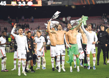 «Орлы» заклевали «Барсу»,  «быки» растоптали «Аталанту»