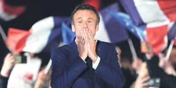 Франция остаётся  в Европе