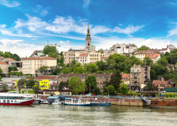 Беженцев приравняют  к получателям социальных пособий