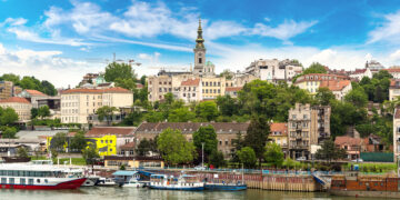 Беженцев приравняют к получателям социальных пособий