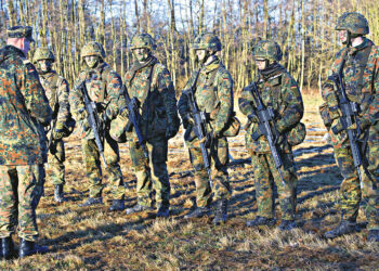 В Бундесвер по контракту или повестке?