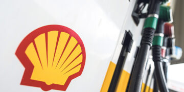 Лондон вводит новые налоги на нефть и газ