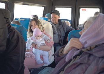 «Это было как в кино про войну, в котором мы поневоле оказались». Истории украинских беженцев