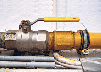 Газ жмёт на Россию