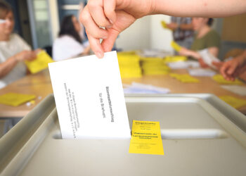 Популисты проиграли на востоке Германии