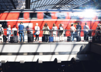 Дорога оказалась железной