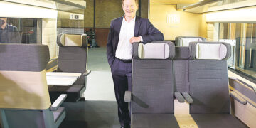 DB представил новый дизайн вагонов ICE