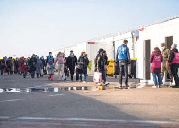 «Когда вся жизнь в коробочке на 20 дней». Истории украинских беженцев