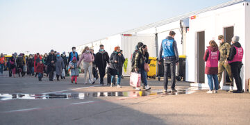 «Когда вся жизнь в коробочке на 20 дней». Истории украинских беженцев