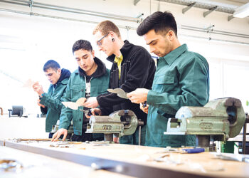 Как компенсируют нехватку рабочей силы