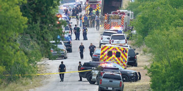 В Техасе в грузовике погибло 50 человек