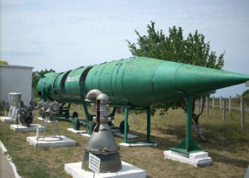 «Ракета должна быть простой,  как автомат Калашникова»