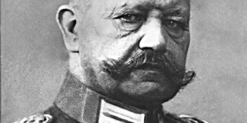 Девочка с цветами  с острова Зюльт