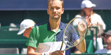 «Русская неделя» на кортах Америки