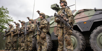 Солдат спит, а служба идёт