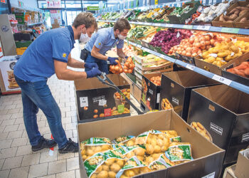 «Классические» магазины проигрывают конкуренцию