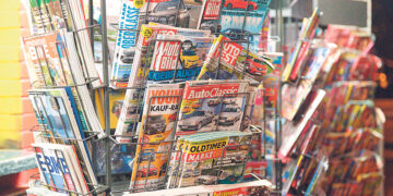 Бумажные журналы  под угрозой закрытия