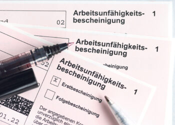 Больничных из-за коронавируса  стало больше