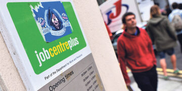 В королевстве рекордно снизился уровень безработицы