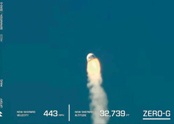 Упала ракета миллиардера Безоса