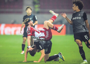 Четверг поражений и побед