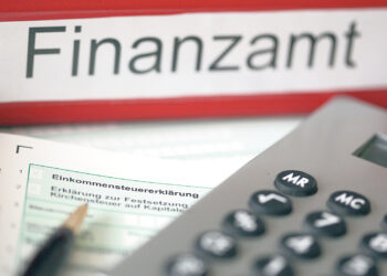 Социальные отчисления  с высоких зарплат вырастут