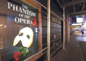 На Бродвее закроют 35-летний  мюзикл «Призрак оперы»