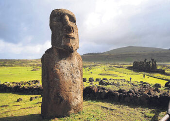 Лесные пожары на острове Пасхи разрушили знаменитые статуи Моаи