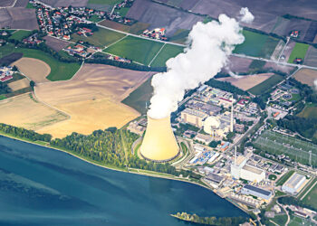 Канцлер решил  судьбу немецких АЭС