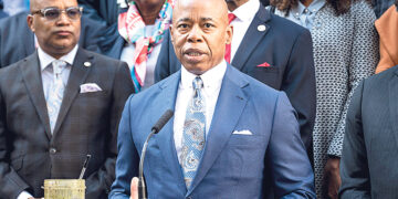 В Нью-Йорке введён режим ЧП