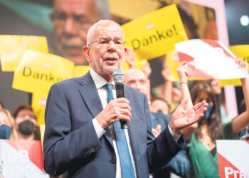 Президент Австрии  переизбран на второй срок