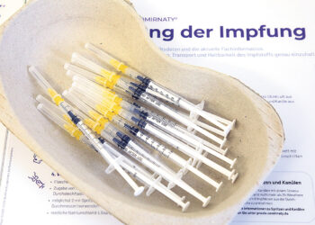 Вакцинация от коронавируса для младенцев