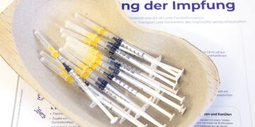 Вакцинация от коронавируса для младенцев