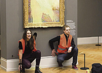 Им Германию не склеить