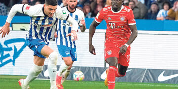 Мюнхен вернулся на вершину